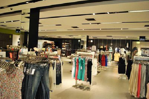 金湖商场里的店面怎么装修？